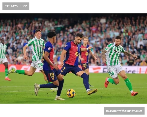 西甲双雄巅峰对决引燃战火,深远影响预示未来赛季格局与挑战 西甲双雄巅峰对决引燃战火,深远影响预示未来赛季格局与挑战